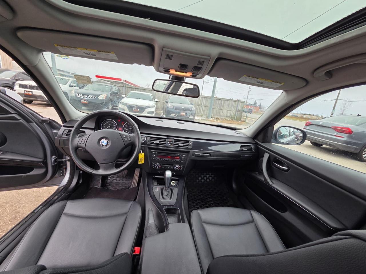 2009 BMW 3 Series 328i xDrive, AWD, AUTO, ONLY 93,000KMS, CERTIFIED - Photo #13