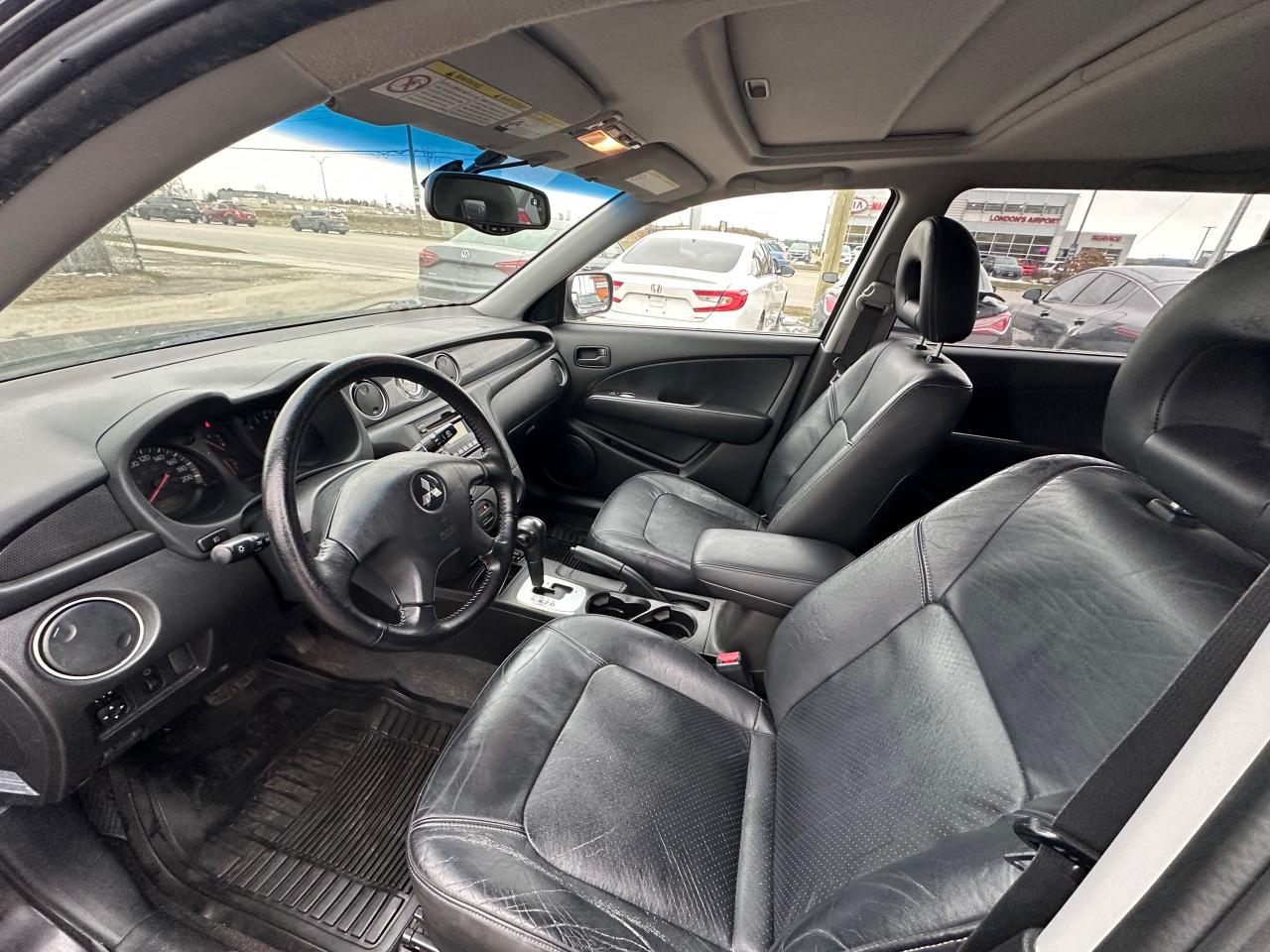 2006 Mitsubishi Outlander LIMITED, AWD, 4 CYL, ONLY 140KMS, AS IS SPECIAL - Photo #11