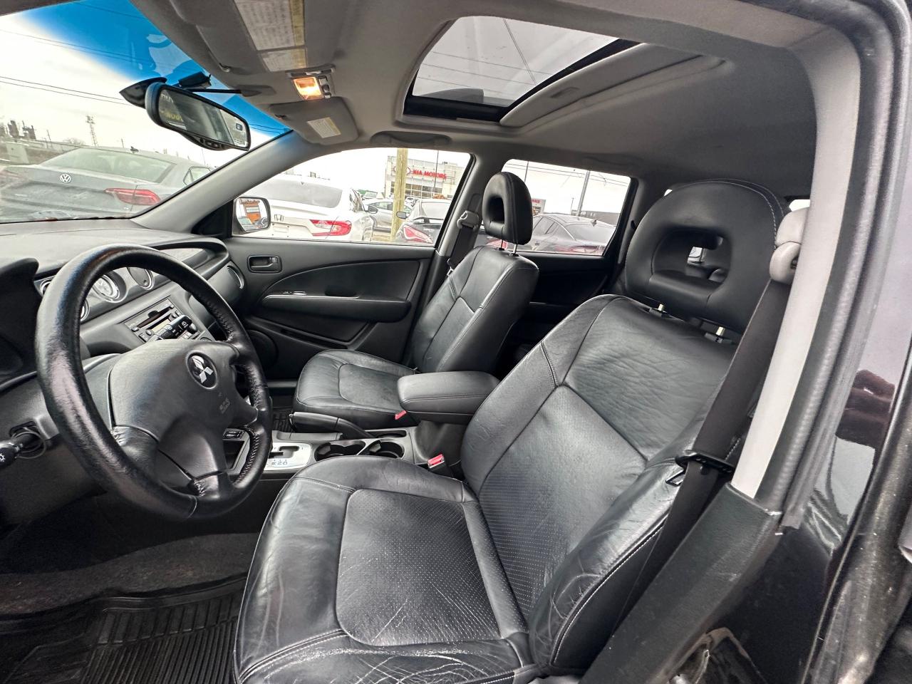 2006 Mitsubishi Outlander LIMITED, AWD, 4 CYL, ONLY 140KMS, AS IS SPECIAL - Photo #10