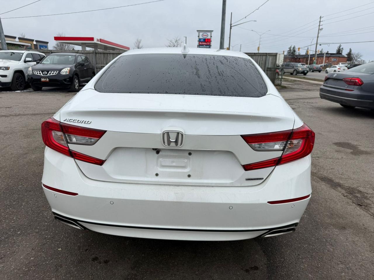 2018 Honda Accord Touring, NO ACCIDENTS, 2 SETS OF TIRES, CERTIFIED Photo3