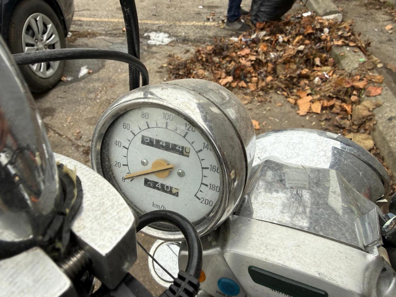 1993 Yamaha Virago XV750, AS IS, LIGHT DAMAGE, HANDLEBARS - Photo #4