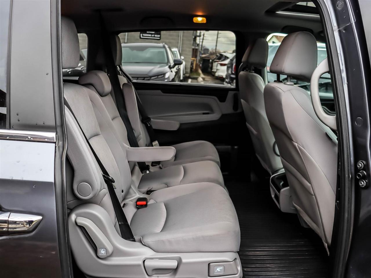 2018 Honda Odyssey EX Photo