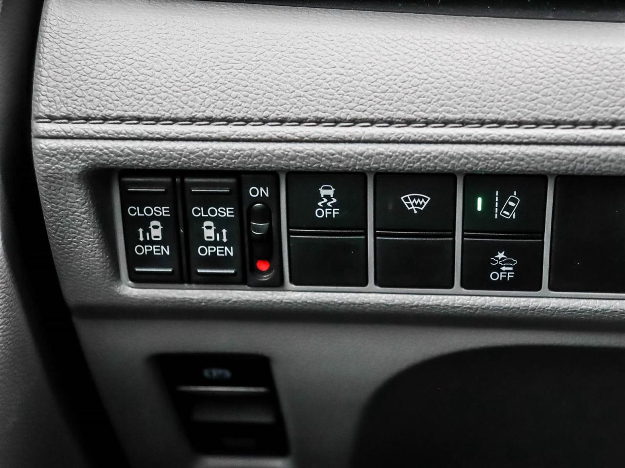 2018 Honda Odyssey EX Photo