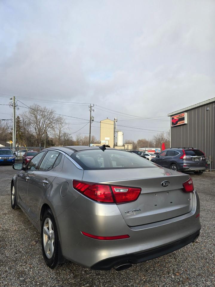2014 Kia Optima 4dr Sdn Auto LX w/Sunroof - Photo #13