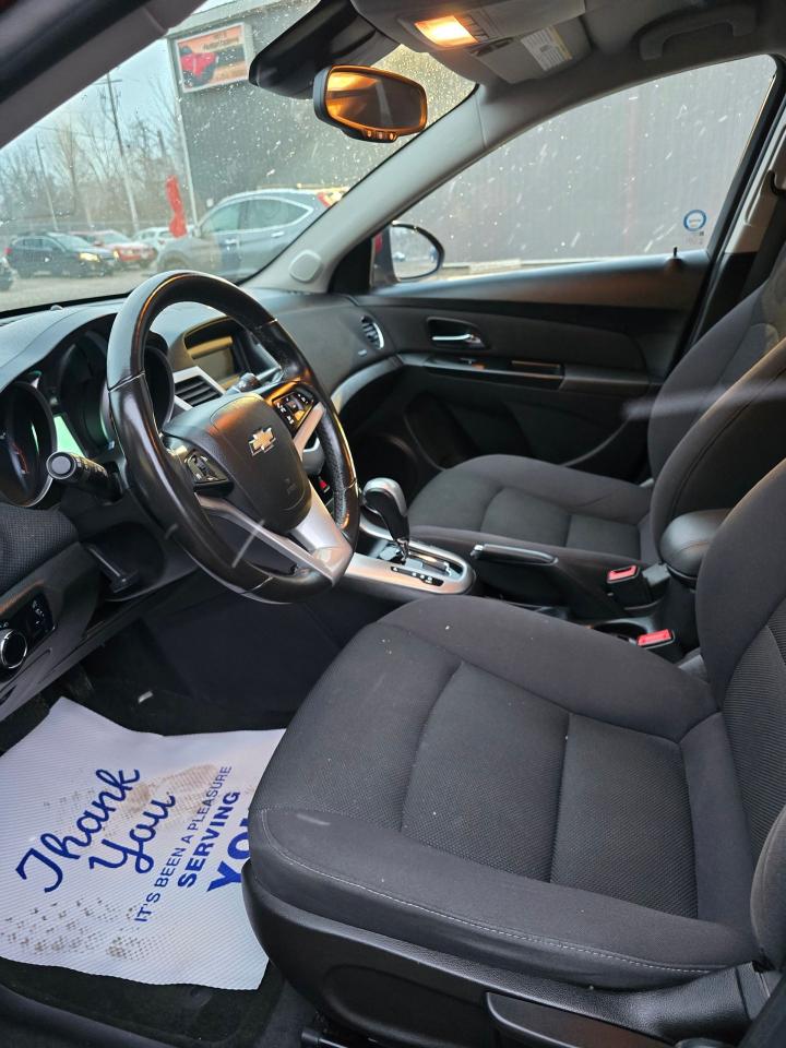 2013 Chevrolet Cruze 4dr Sdn LT Turbo w/1SA - Photo #9