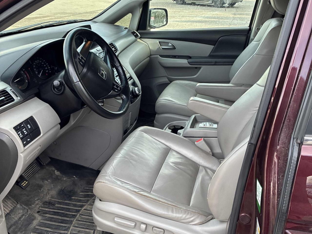 2012 Honda Odyssey EX-L - Photo #2