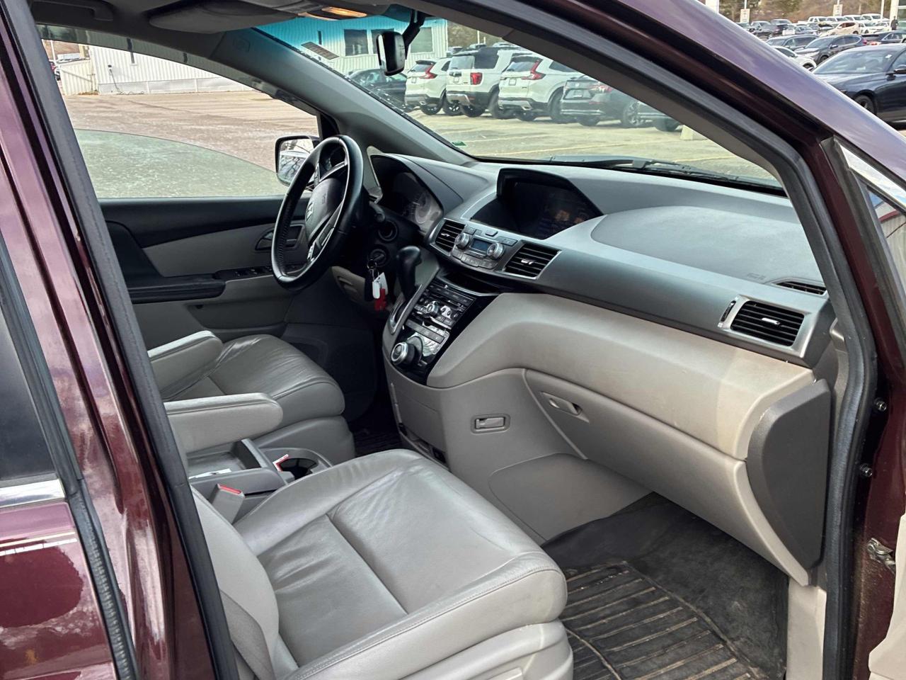 2012 Honda Odyssey EX-L - Photo #6