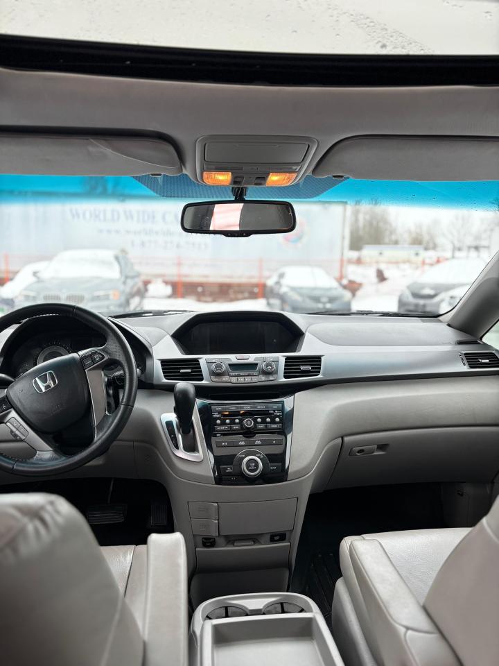2012 Honda Odyssey EX-L Photo4