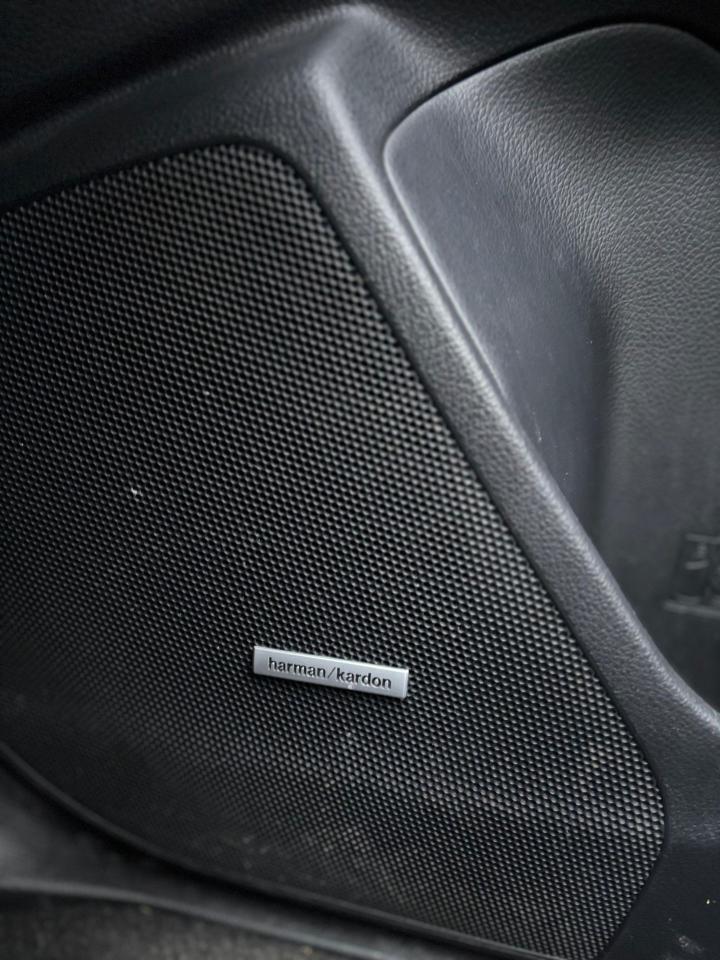 2015 Subaru Forester i Limited w/Tech Pkg - Photo #18