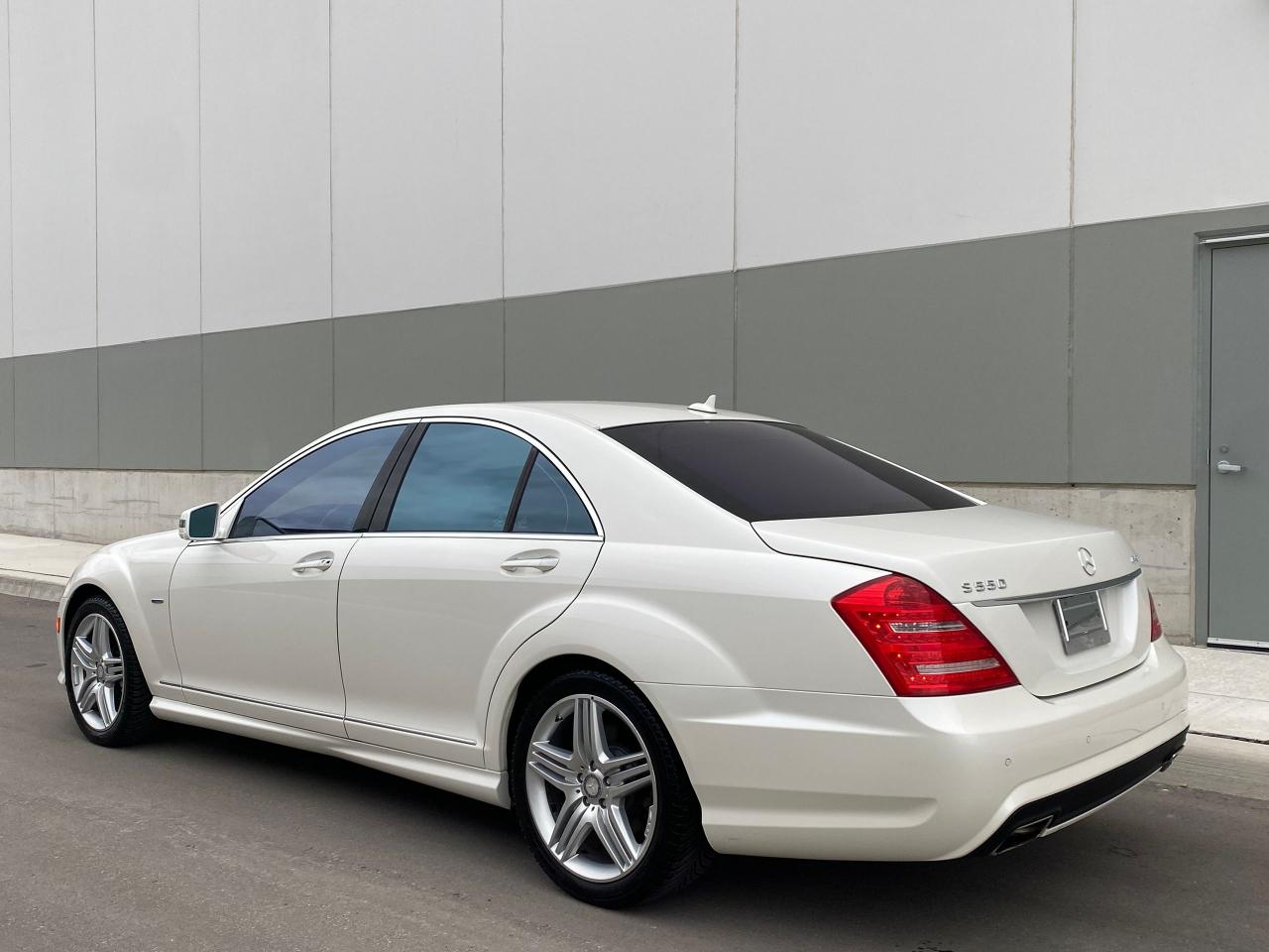 2012 Mercedes-Benz S-Class S550 4MATIC-AMG SPORT PKG-NIGHT VISION-DISTRONIC - Photo #5