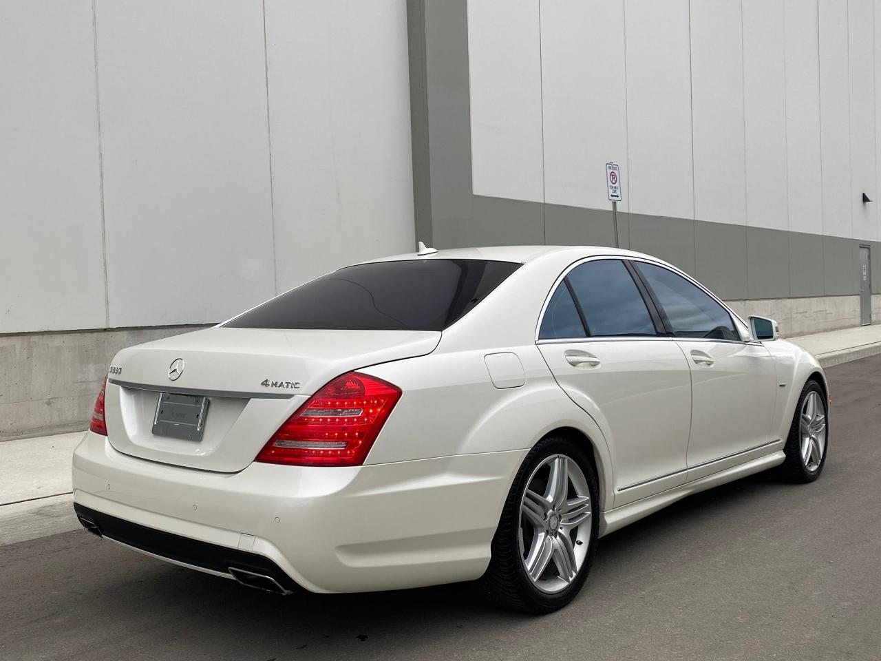 2012 Mercedes-Benz S-Class S550 4MATIC-AMG SPORT PKG-NIGHT VISION-DISTRONIC - Photo #13