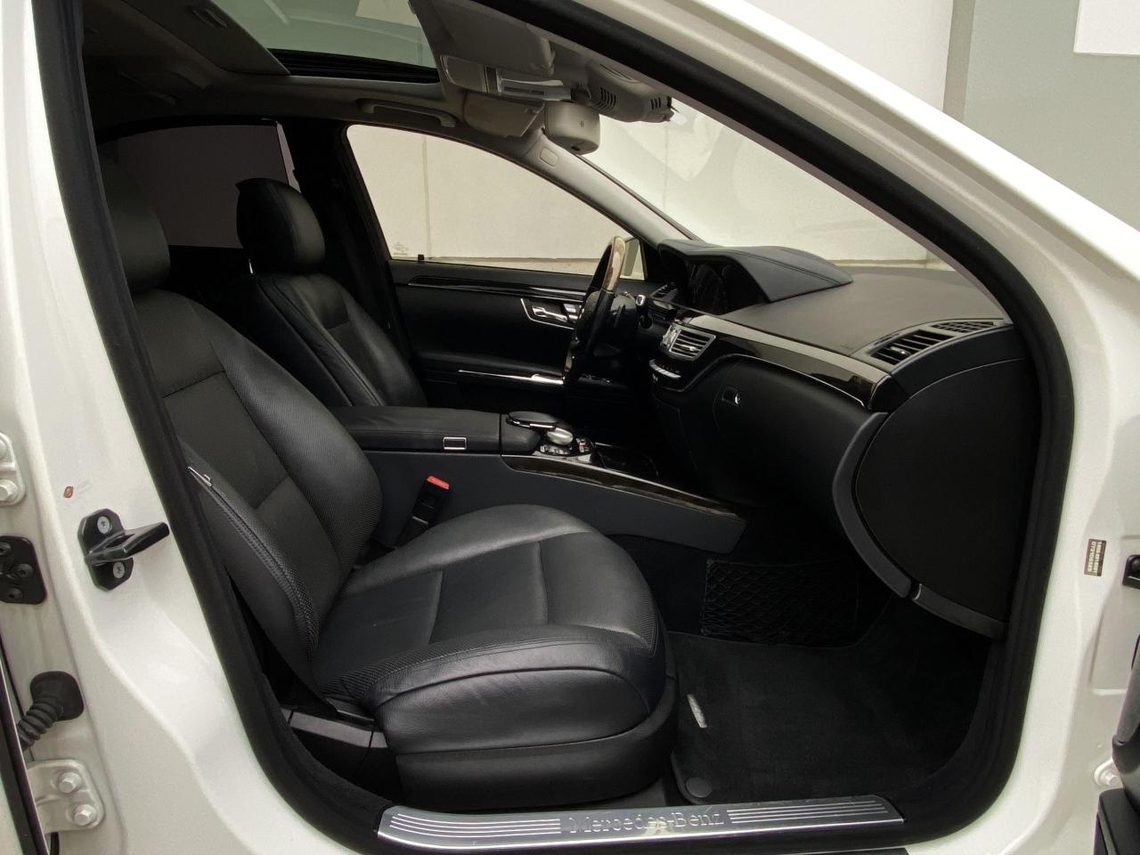 2012 Mercedes-Benz S-Class S550 4MATIC-AMG SPORT PKG-NIGHT VISION-DISTRONIC - Photo #22