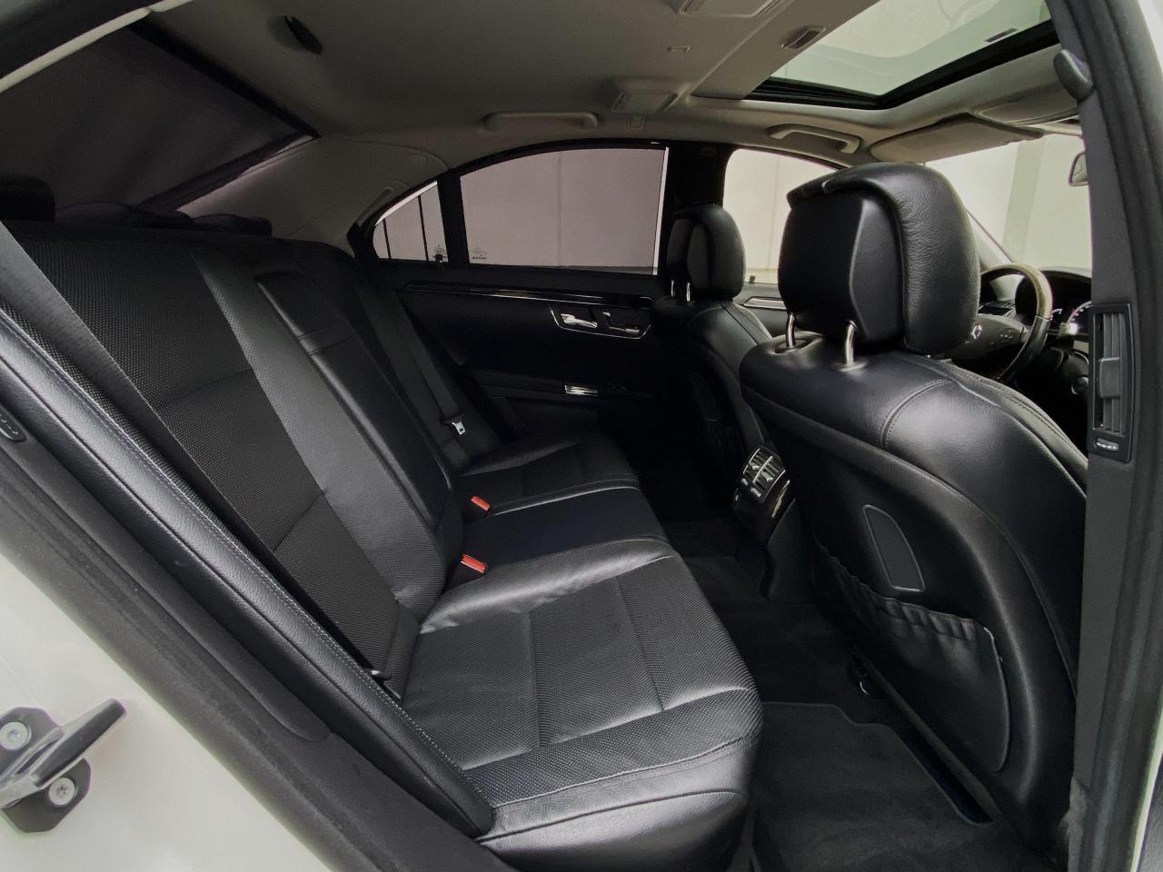 2012 Mercedes-Benz S-Class S550 4MATIC-AMG SPORT PKG-NIGHT VISION-DISTRONIC - Photo #23