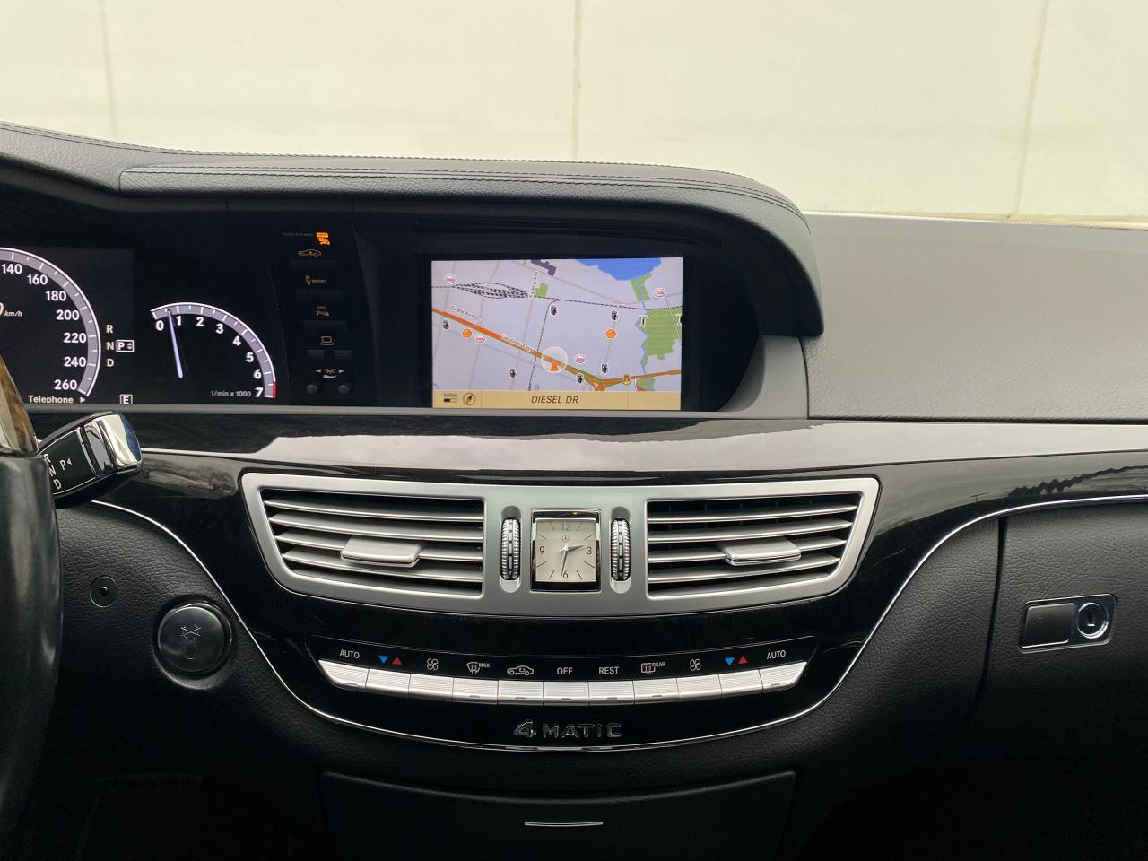 2012 Mercedes-Benz S-Class S550 4MATIC-AMG SPORT PKG-NIGHT VISION-DISTRONIC - Photo #20