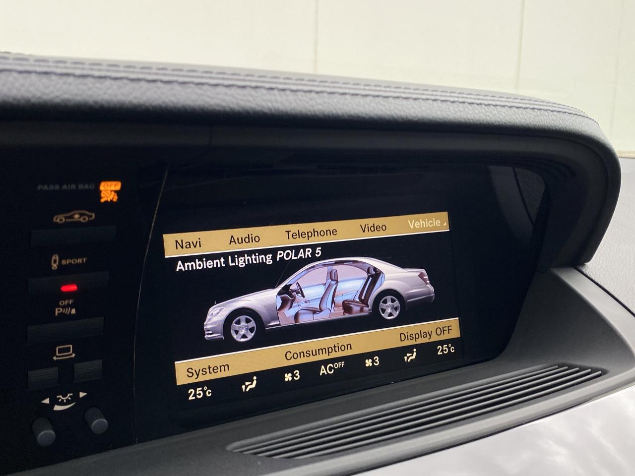 2012 Mercedes-Benz S-Class S550 4MATIC-AMG SPORT PKG-NIGHT VISION-DISTRONIC - Photo #32