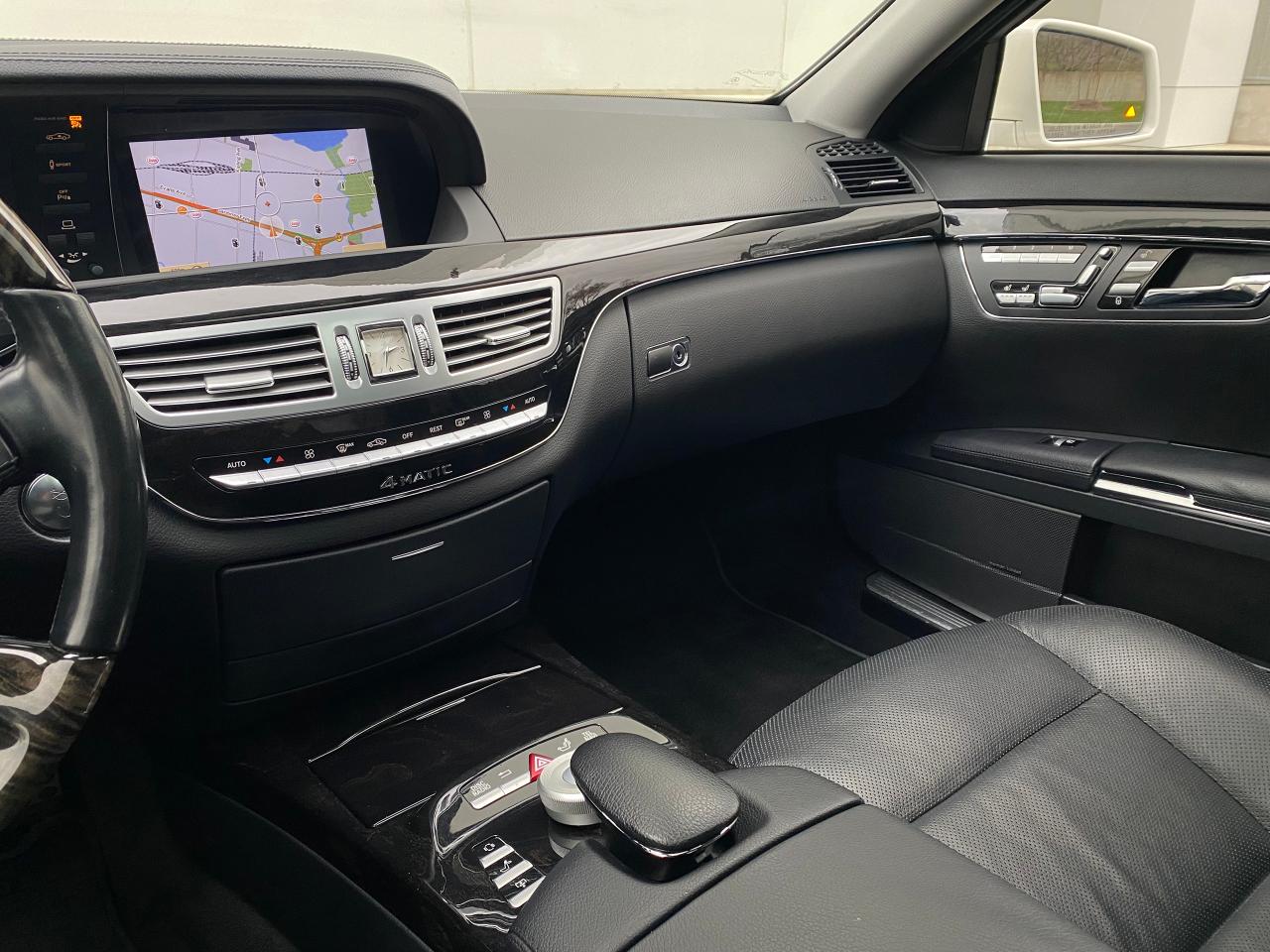 2012 Mercedes-Benz S-Class S550 4MATIC-AMG SPORT PKG-NIGHT VISION-DISTRONIC - Photo #18