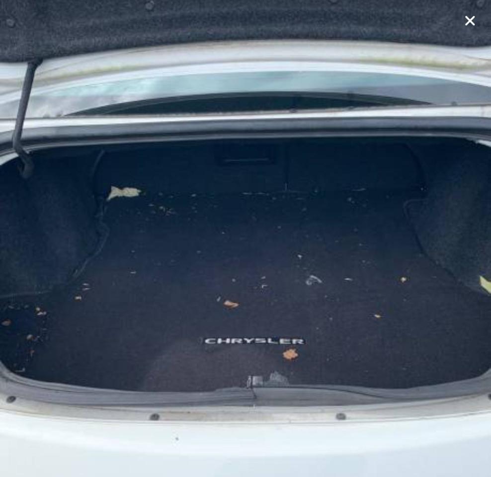 2012 Chrysler 200 Touring - Photo #19