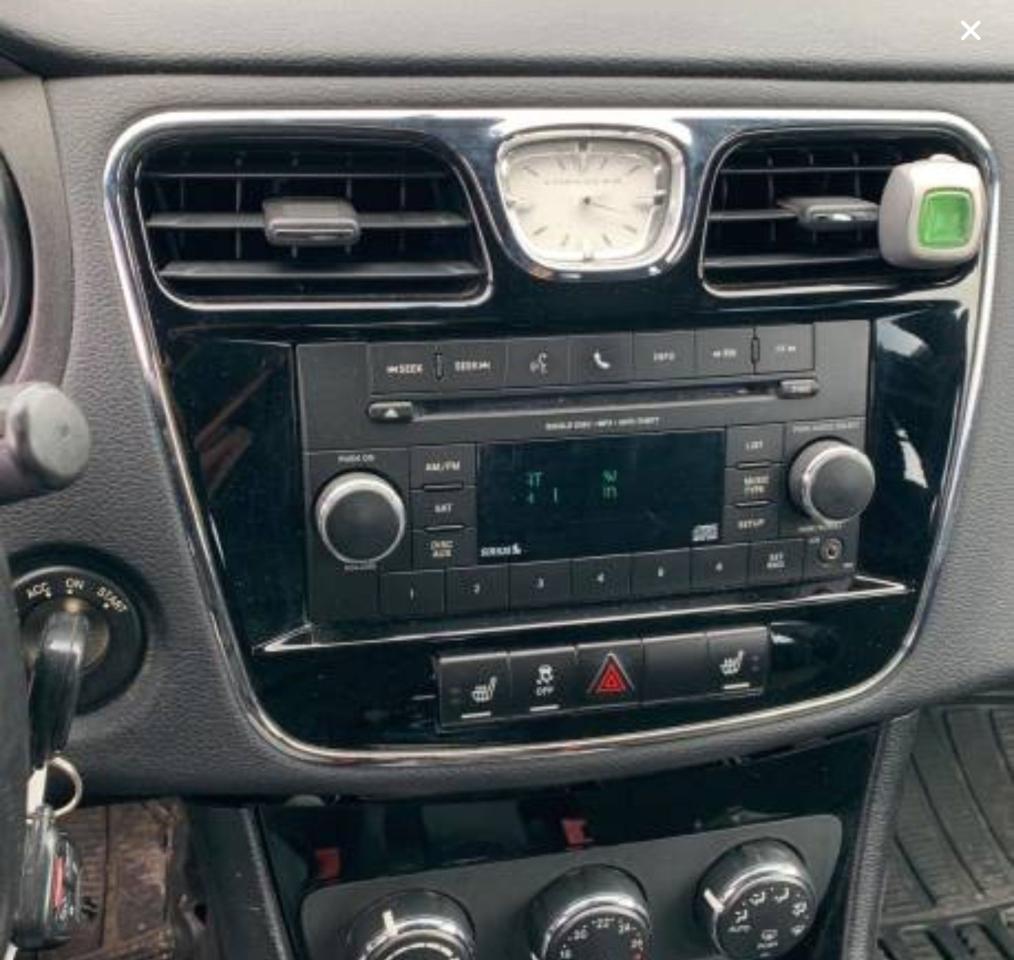 2012 Chrysler 200 Touring - Photo #14