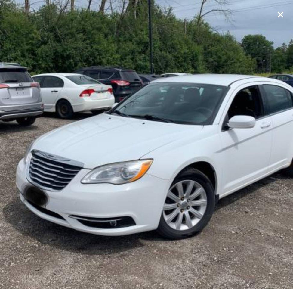 2012 Chrysler 200 Touring - Photo #3