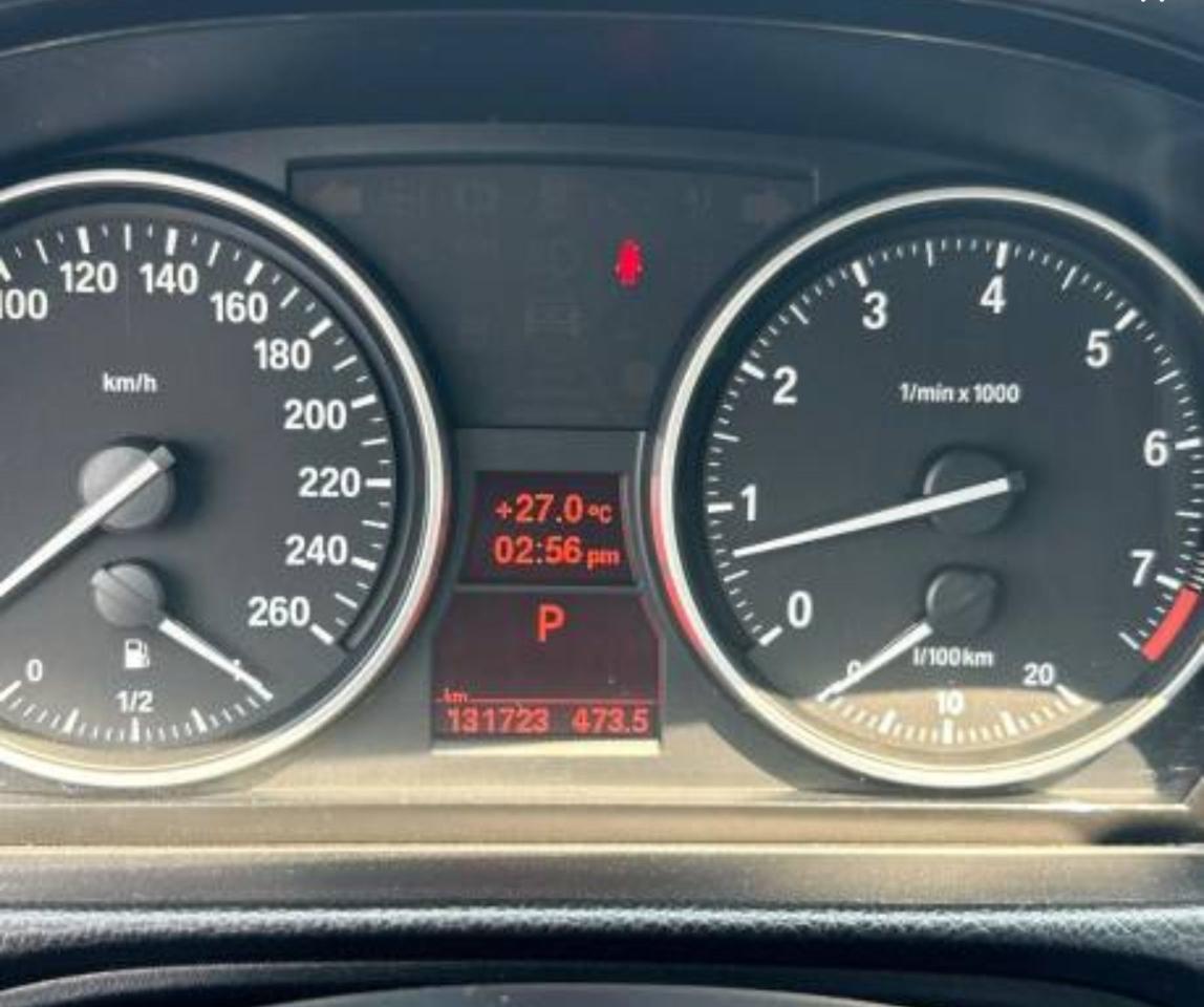 2011 BMW 3 Series 328i xDrive Executive Edition - Photo #9