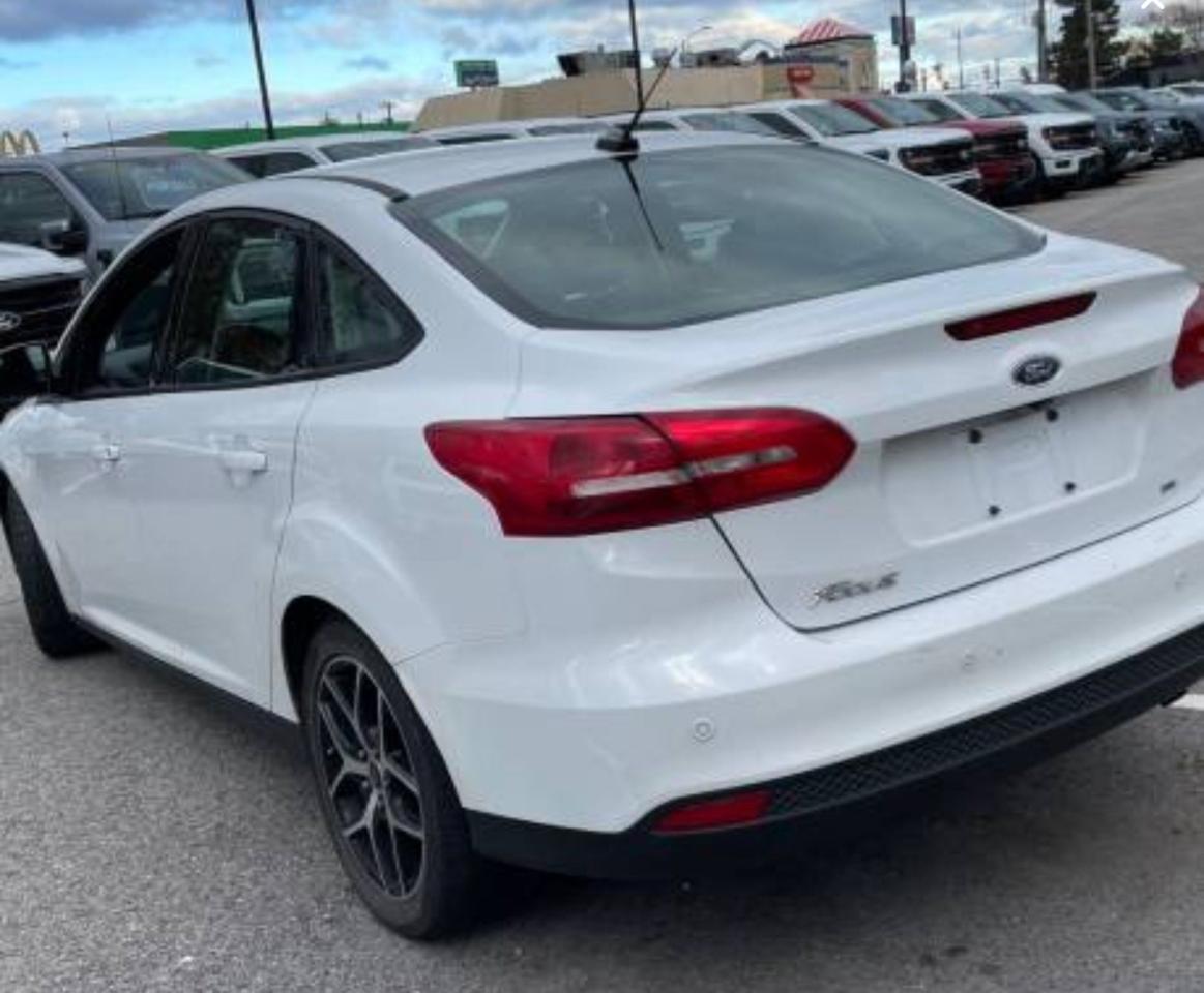 2017 Ford Focus SEL - Photo #7