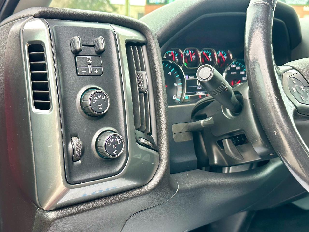 2018 Chevrolet Silverado 1500  - Photo #18