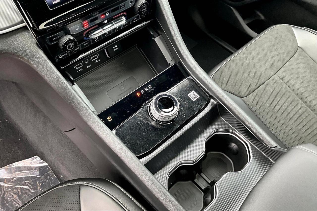 2025 Jeep Grand Cherokee ALTITUDE 4X4 | Leather | Power Sunroof | Tow Pkg Photo