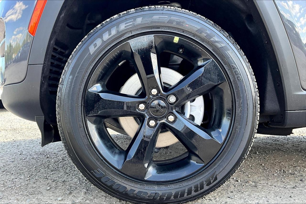 2025 Jeep Grand Cherokee ALTITUDE 4X4 | Leather | 20" Wheels | Pwr Liftgate Photo