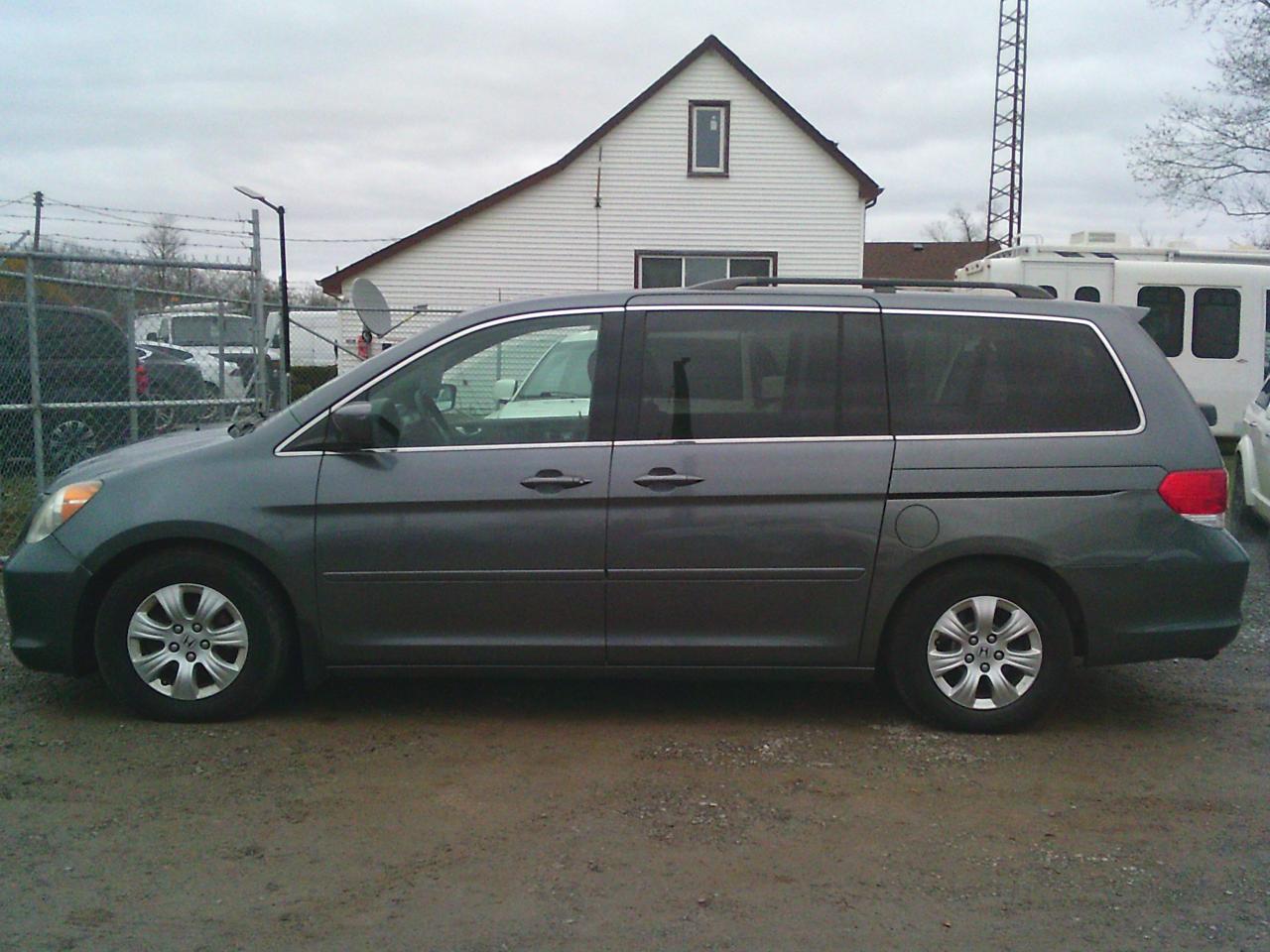 Used 2010 Honda Odyssey 4dr Wgn SE w-RES 8 Passenger for sale in Fenwick, ON