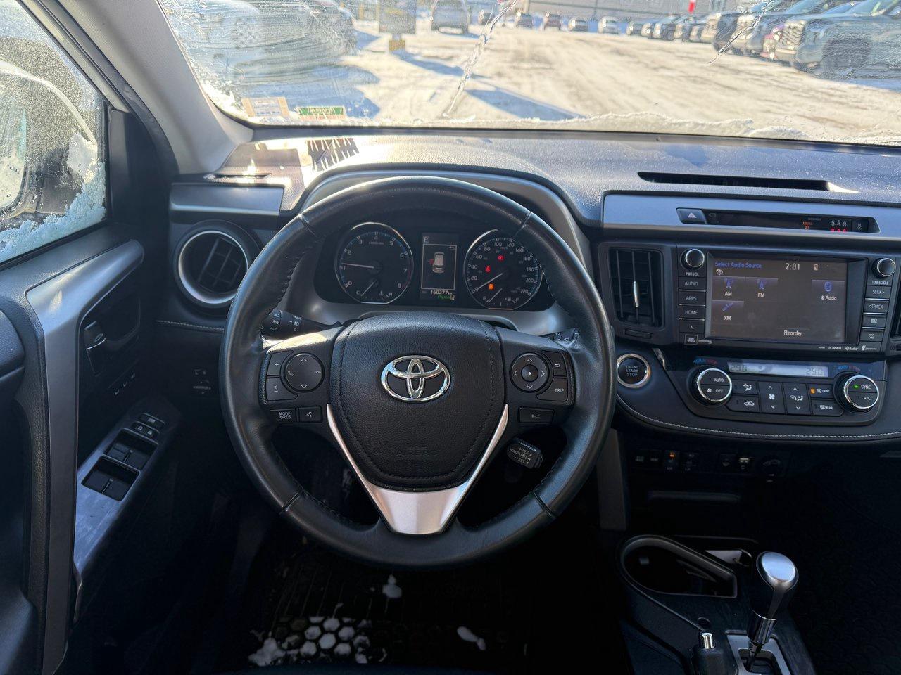 2017 Toyota RAV4 LIMITED  Photo