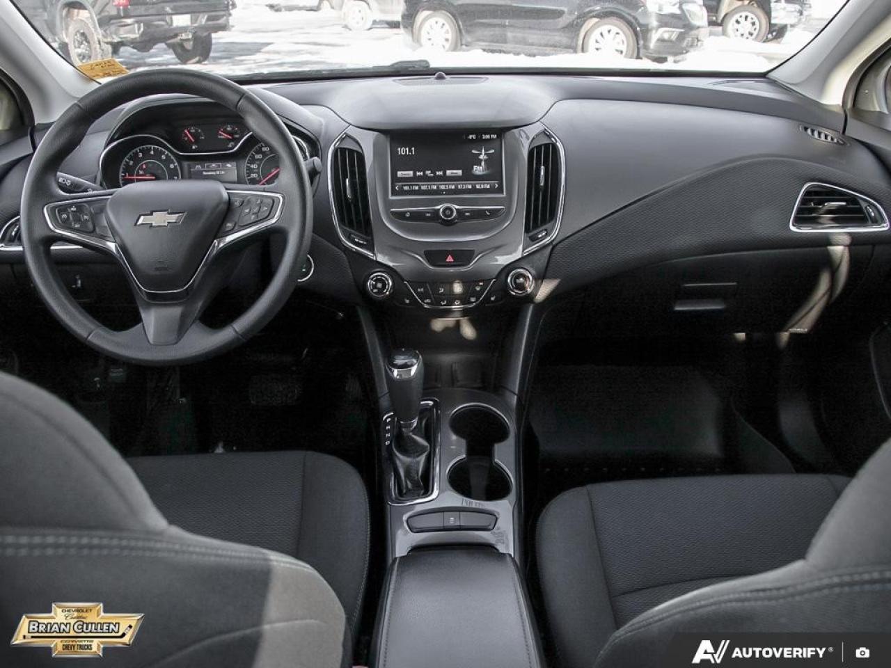 2018 Chevrolet Cruze LT Sedan LT (Automatic) Photo