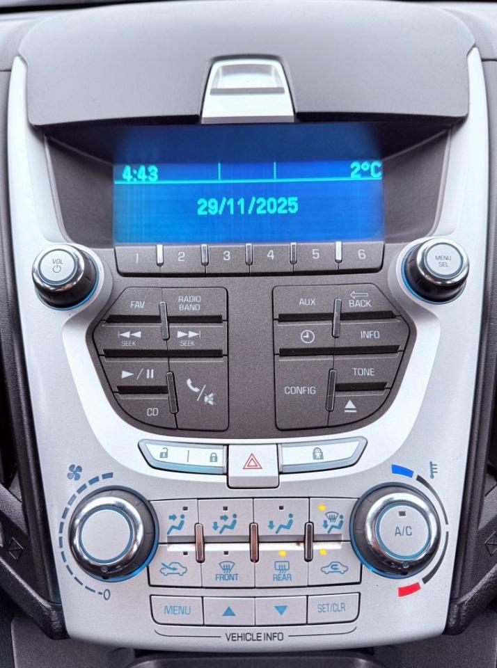 2015 Chevrolet Equinox LS Front-wheel Drive Automatic Photo2