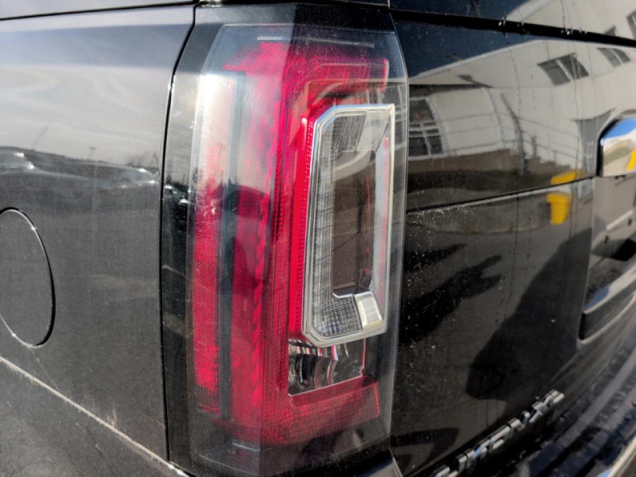 2020 GMC Yukon XL Denali Photo