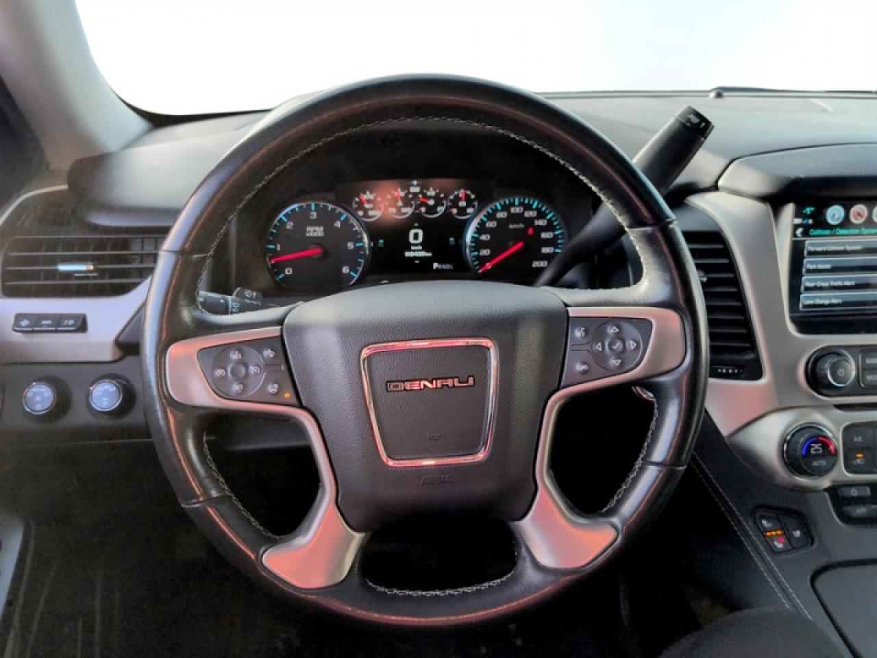 2020 GMC Yukon XL Denali Photo