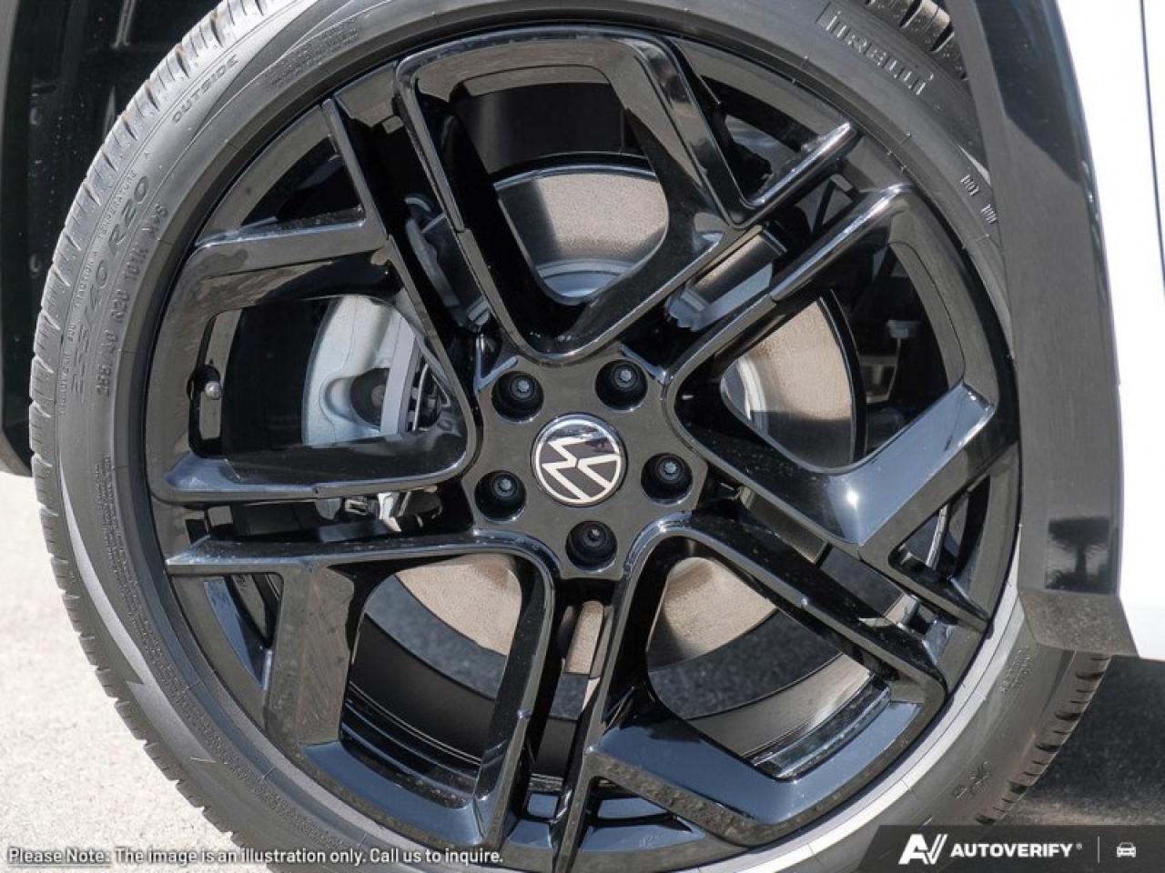 2026 Volkswagen Tiguan Comfortline R-Line Black Edition Photo