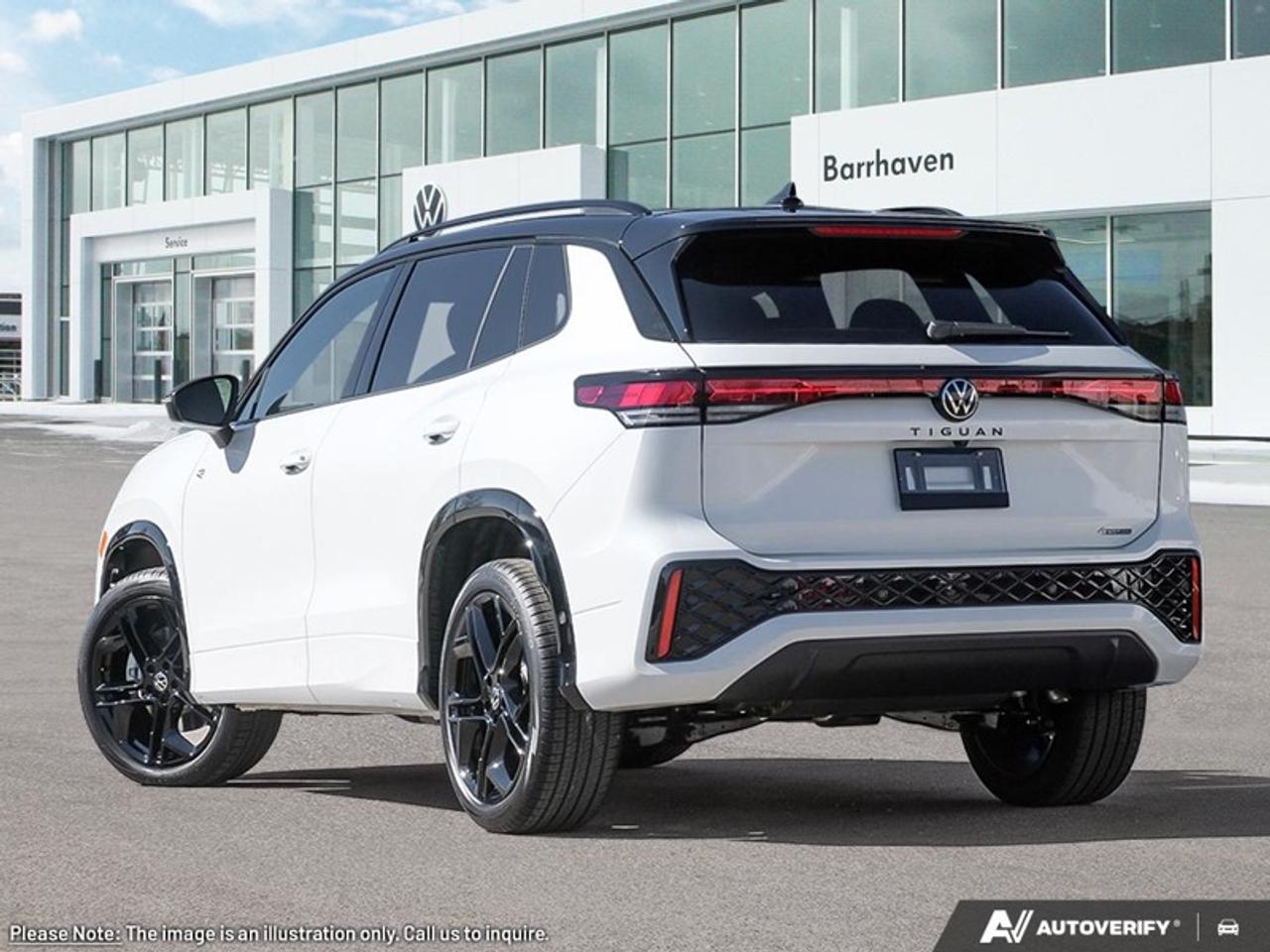 2026 Volkswagen Tiguan Comfortline R-Line Black Edition Photo3