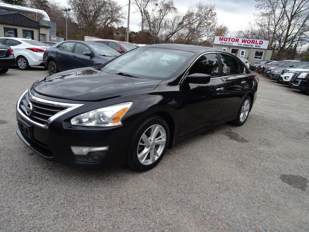 2013 Nissan Altima SV - Photo #2