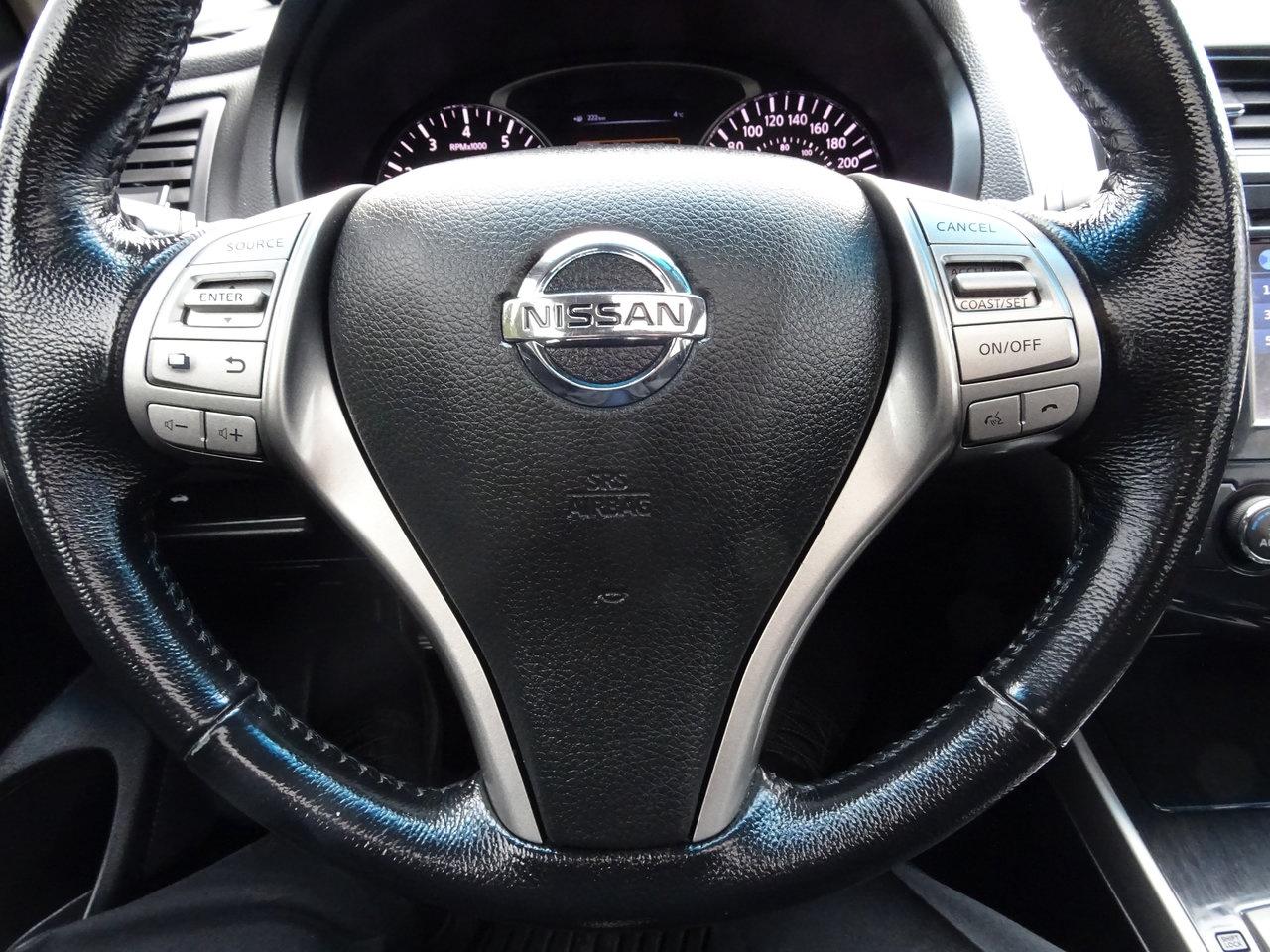 2013 Nissan Altima SV - Photo #16