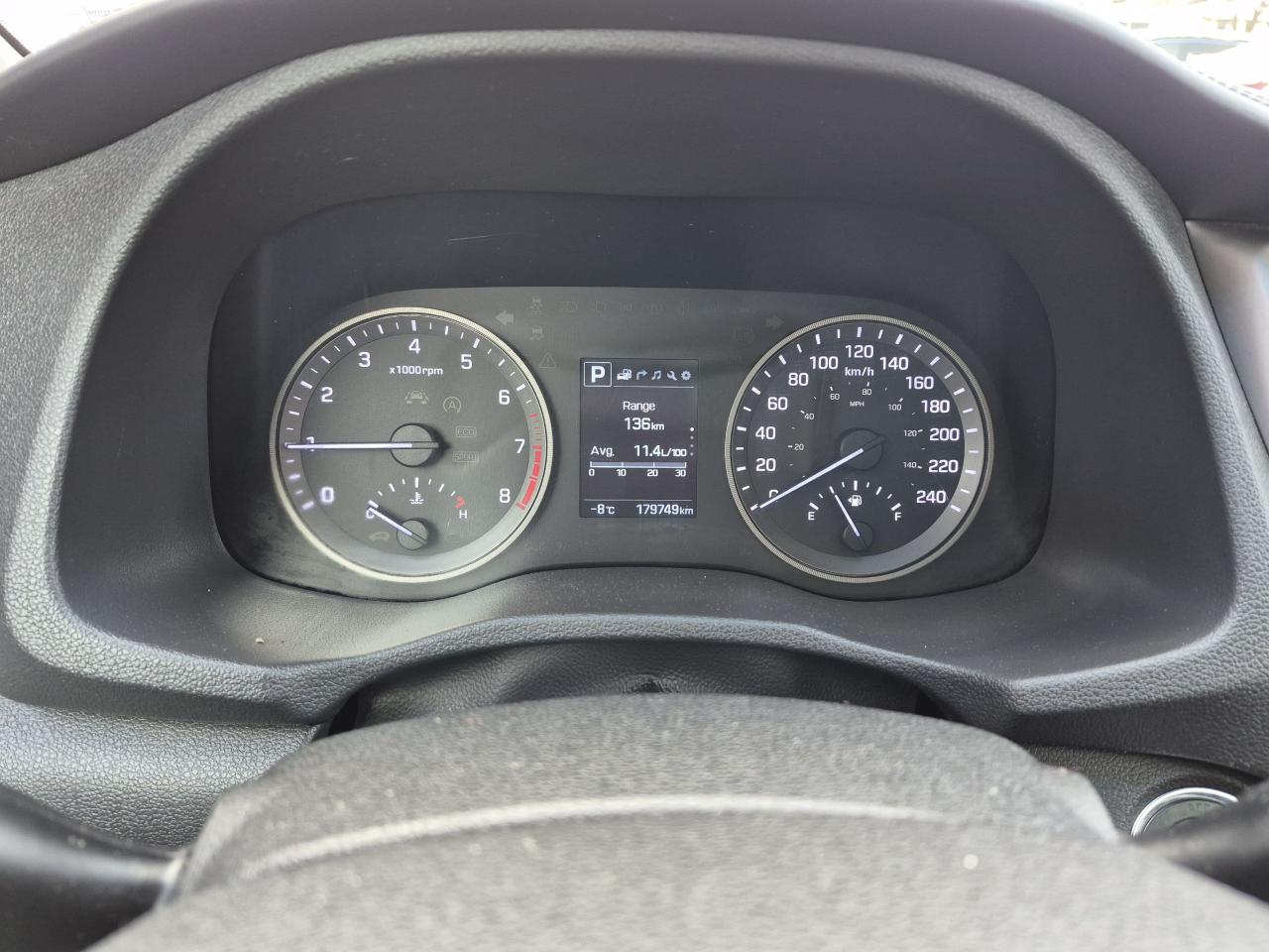 2016 Hyundai Tucson Luxury 2.0L AWD Photo8