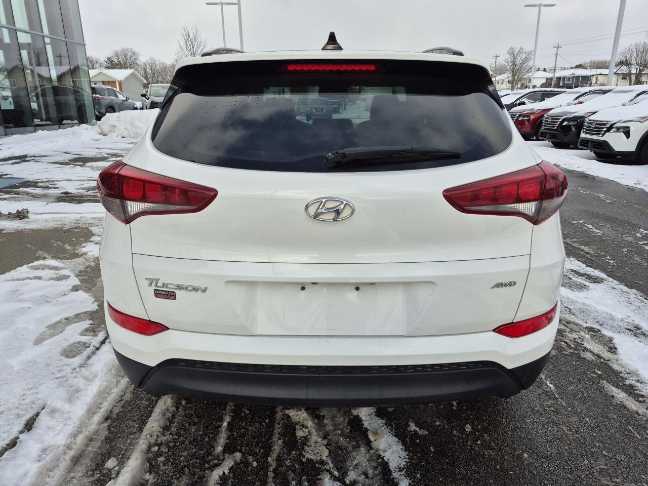 2016 Hyundai Tucson Luxury 2.0L AWD Photo4