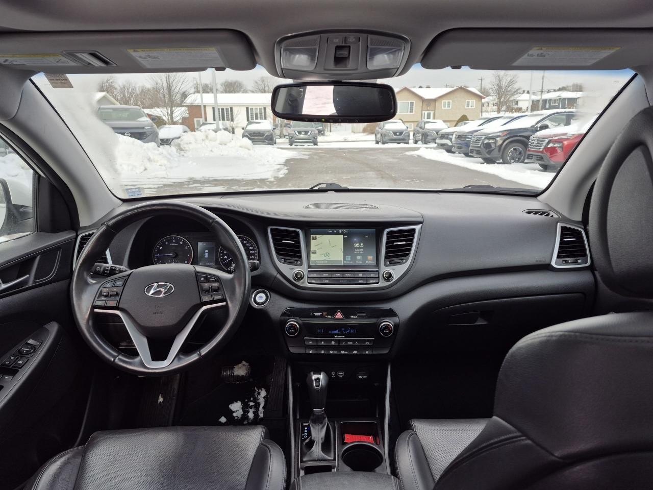 2016 Hyundai Tucson Luxury 2.0L AWD Photo31