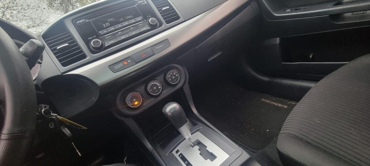 2015 Mitsubishi Lancer SE - Photo #13