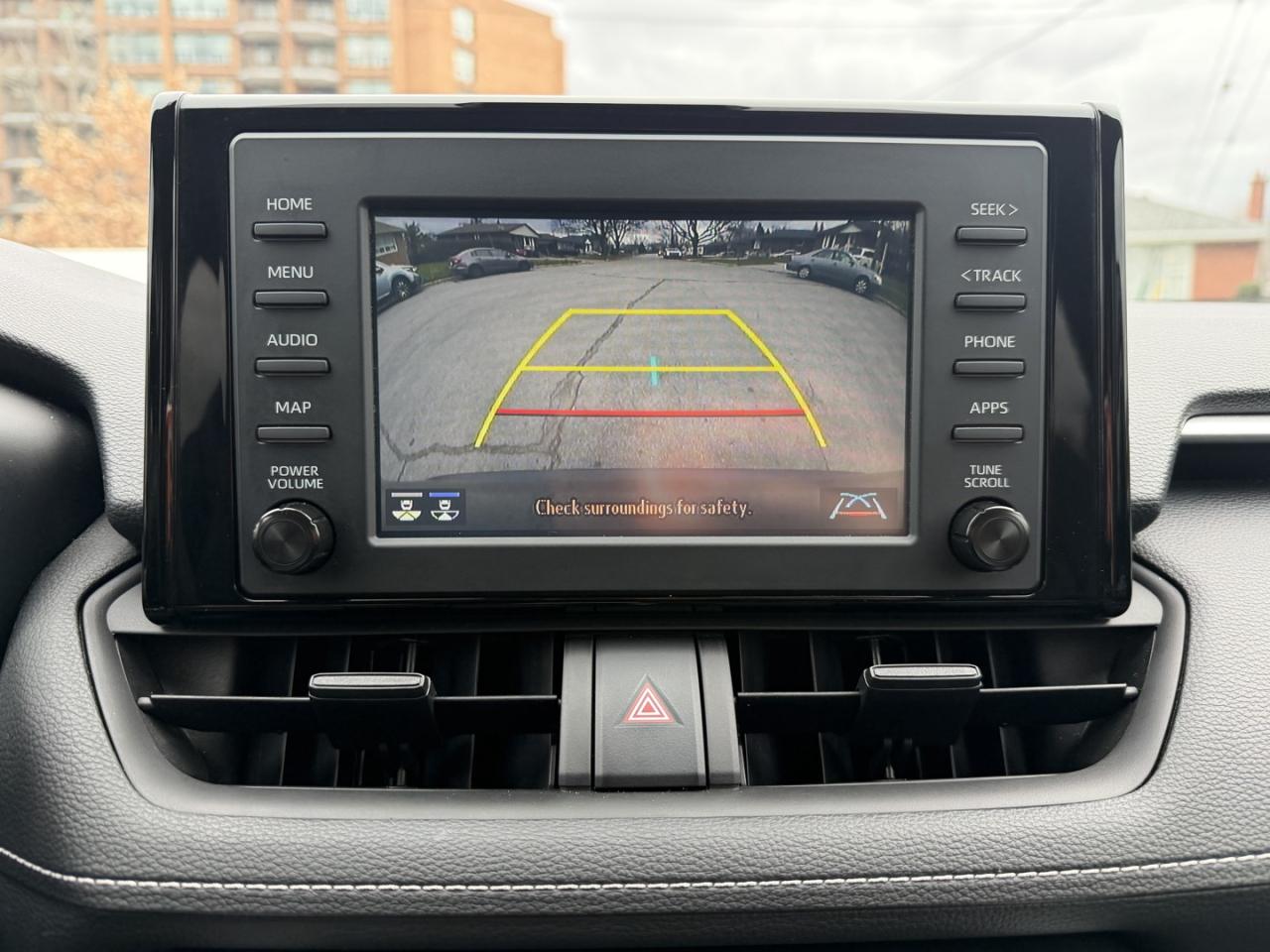 2021 Toyota RAV4 LE AWD - Photo #14