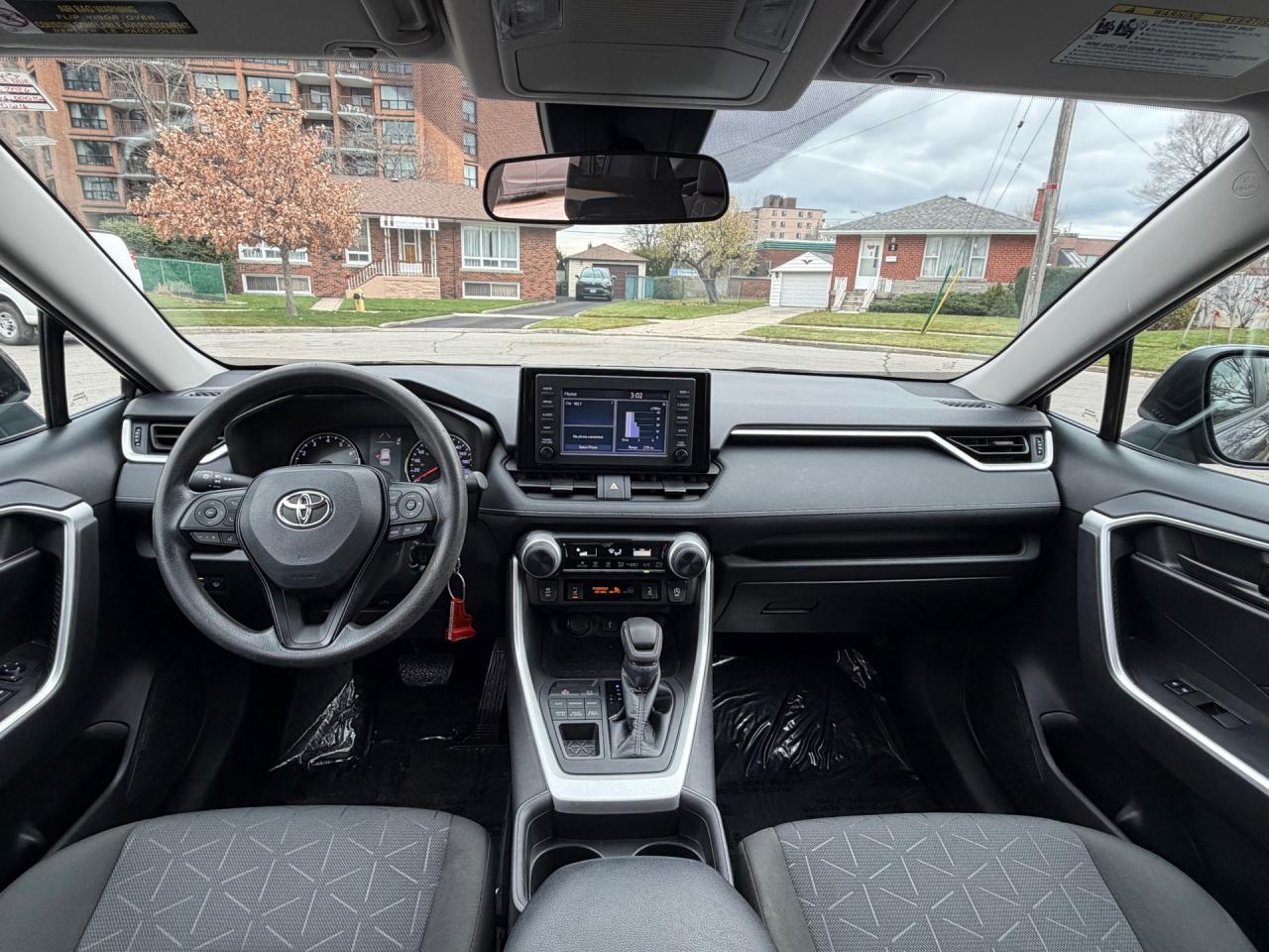 2021 Toyota RAV4 LE AWD - Photo #23