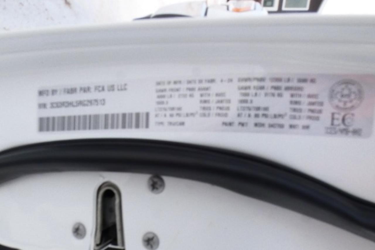 2024 Dodge Ram 3500 Big Horn Cummins DSL Crew Cab 8' Box w/cloth, BUC - Photo #15