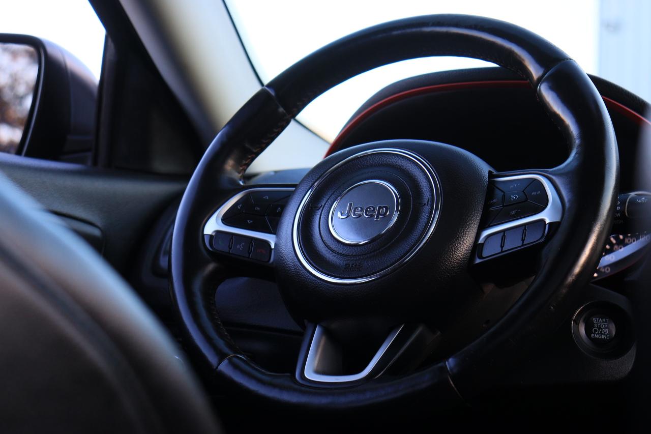 2017 Jeep Compass Trailhawk | 4WD | Leather | Pano Roof | Nav | Cam Photo78