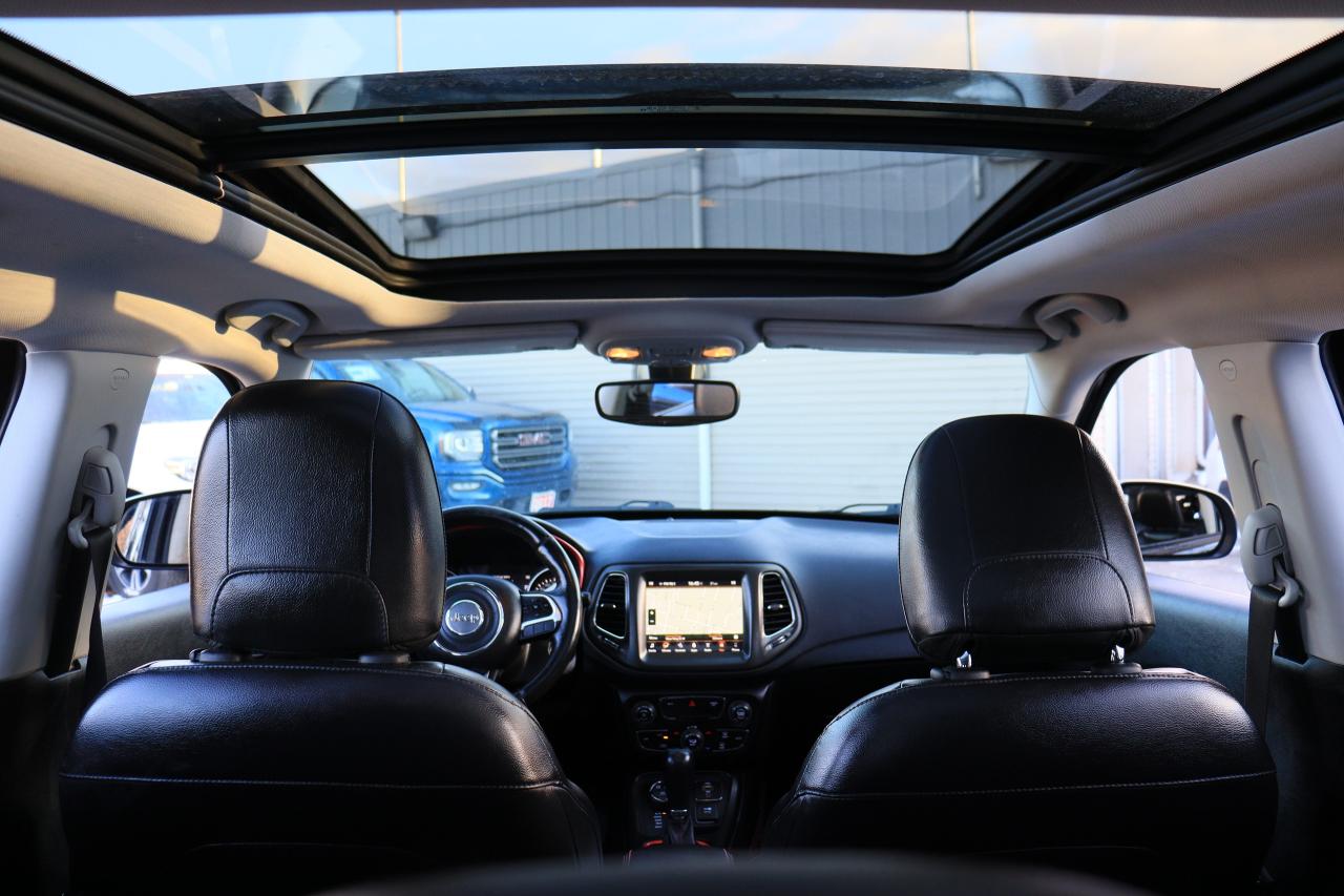 2017 Jeep Compass Trailhawk | 4WD | Leather | Pano Roof | Nav | Cam Photo32
