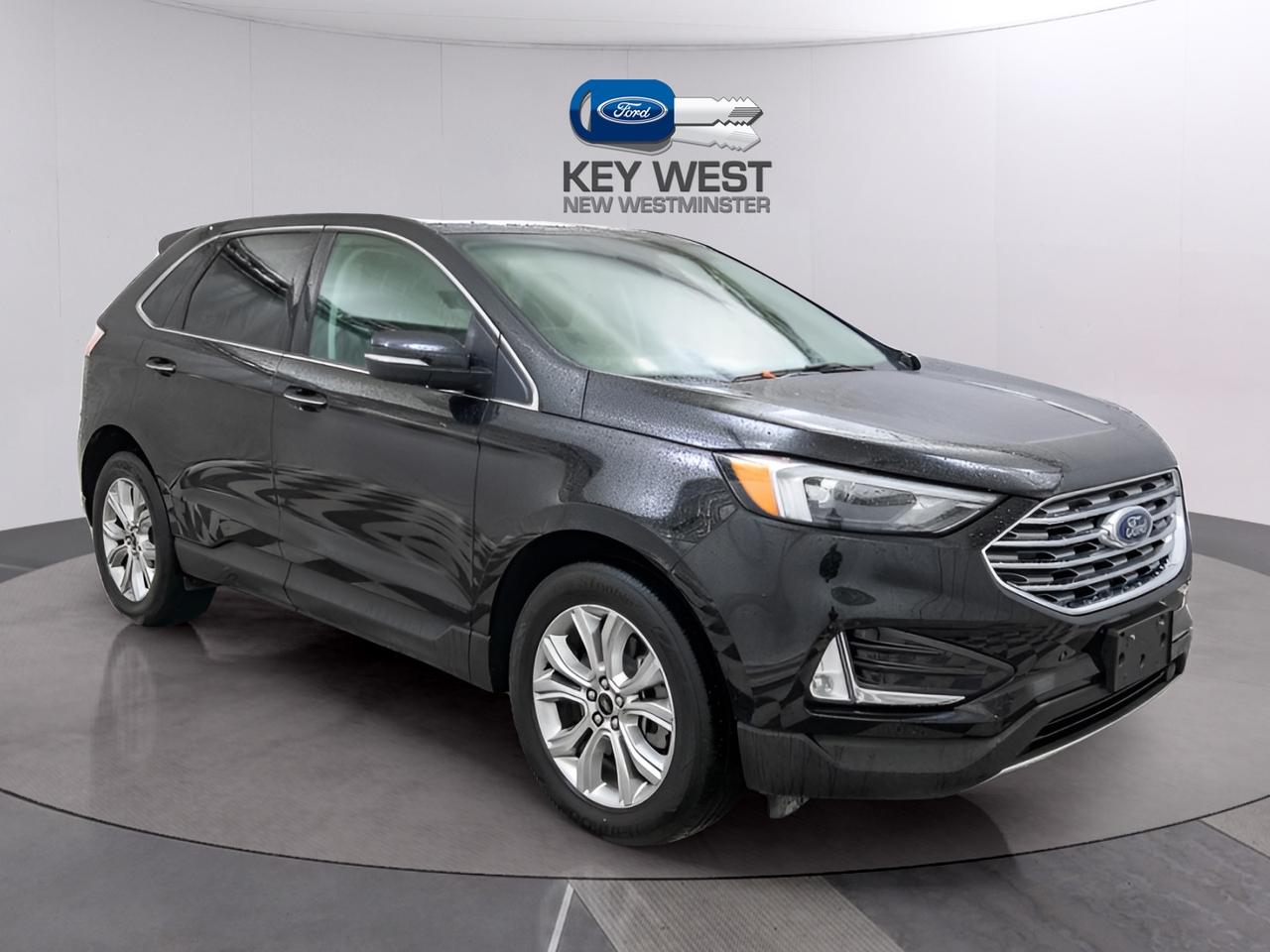 2024 Ford Edge Titanium AWD Photo4