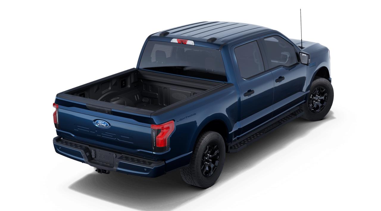 2025 Ford F-150 Lightning XLT 4WD SuperCrew 5.5' Box Standard Range Battery Photo2