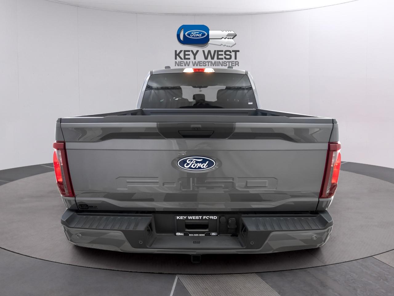 2025 Ford F-150 STX 2WD SuperCrew 5.5' Box Photo2